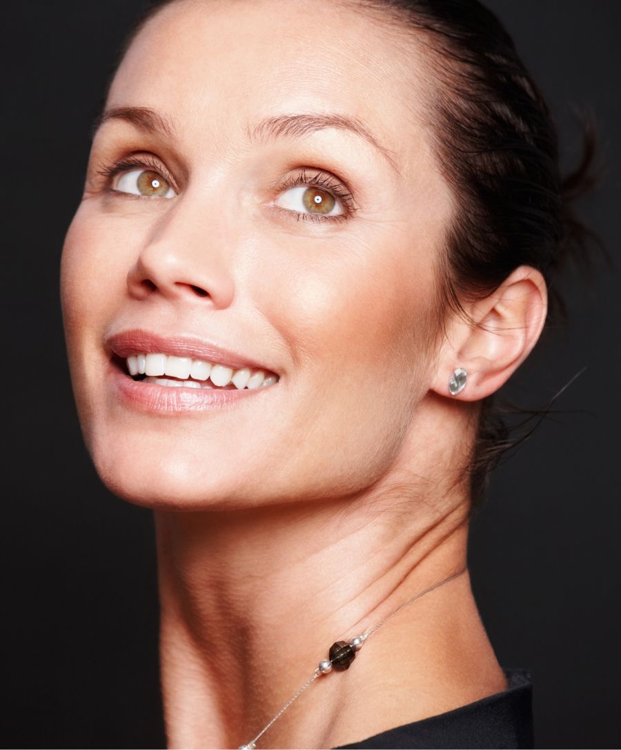 Branson Botox model smiling