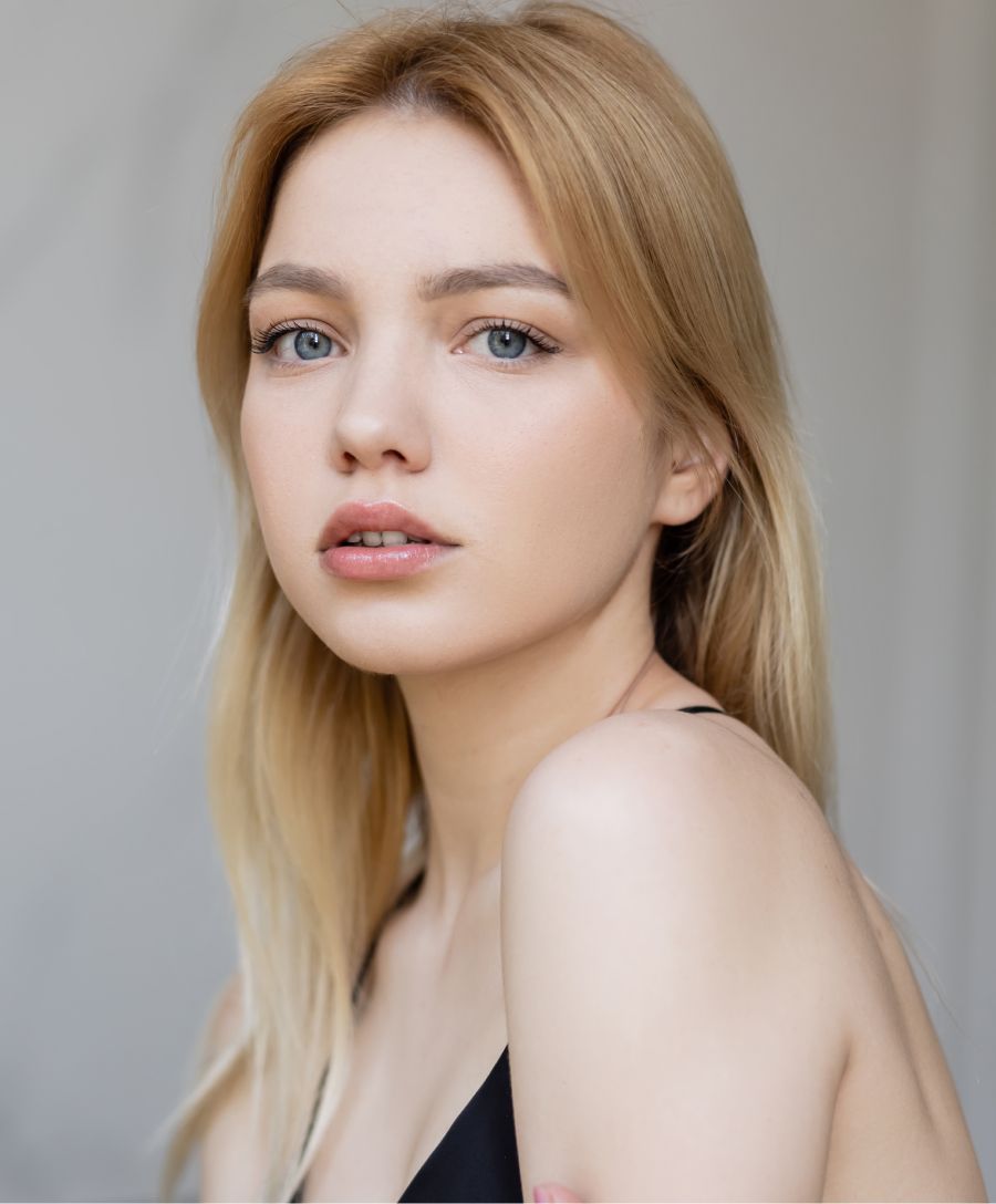 Branson facial model with blonde hair